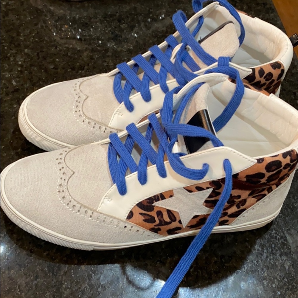 Shu shop size 7 fit like 8